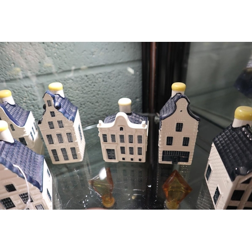 148 - Collection of blue Delft Bols buildings - All full