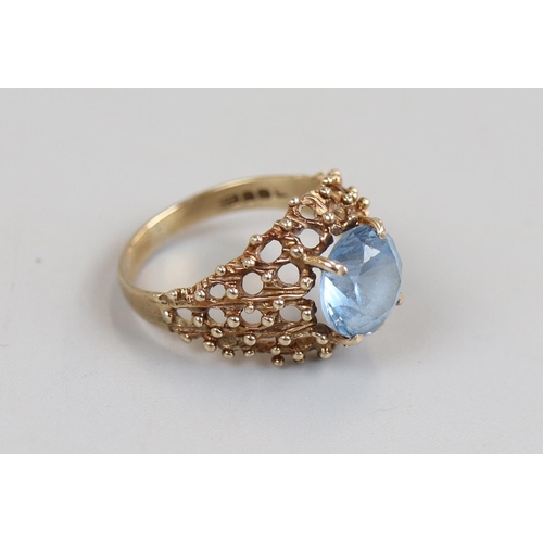 19 - Gold blue topaz set ring, size N