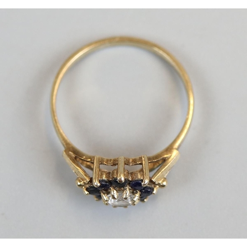 33 - Gold stone set ring, size O½