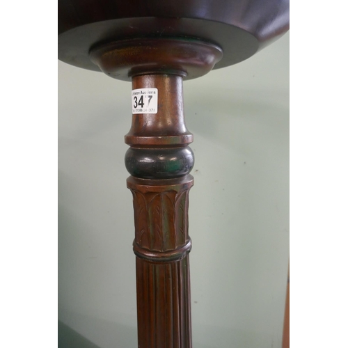 347 - Large mahogany torchère - Approx H: 149cm