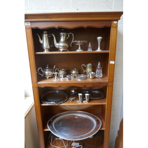 370 - Collection of metalware