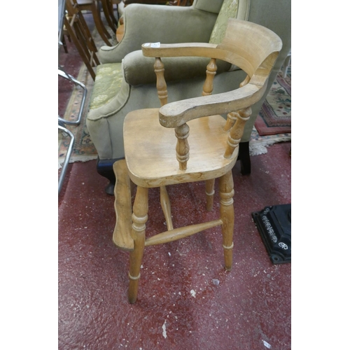 419 - Childs high chair