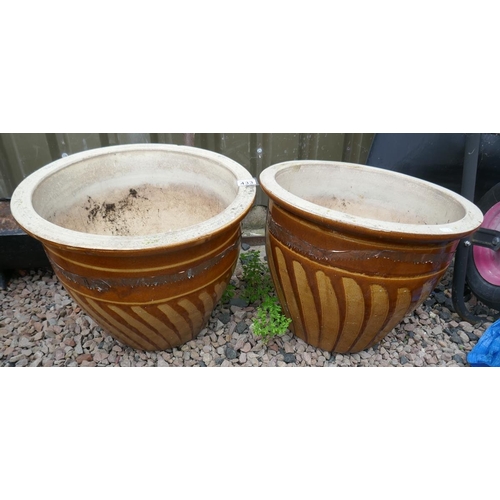 433 - Pair of large round glazed planters