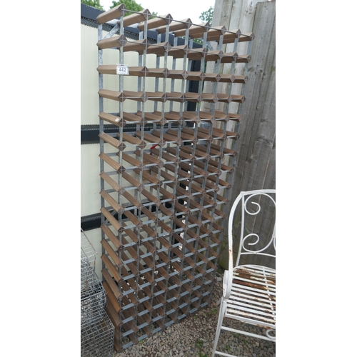 442 - Large wine rack