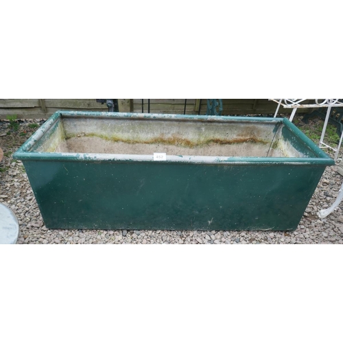 452 - Large galvanised metal trough, approx L: 127cm W: 49cm H: 42cm