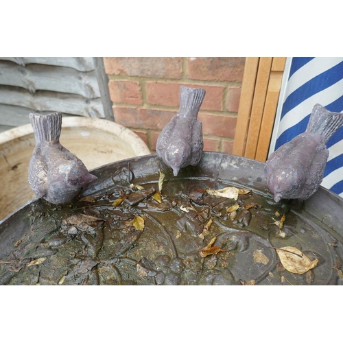 470 - Metal bird bath adorned with birds