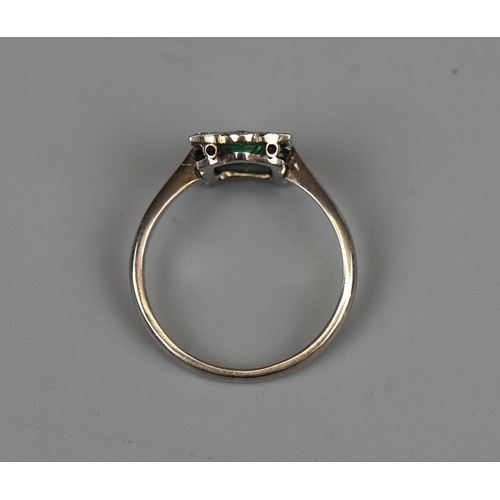 21 - Edwardian platinum emerald & diamond ring - Size N¾