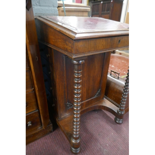 250 - Early Victorian rosewood Davenport