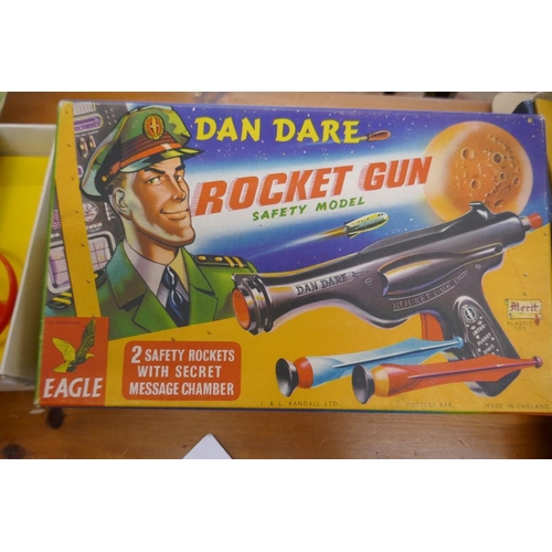 307 - 3 Vintage Dan Dare guns along with Space Ace Space Phone, all in original boxes