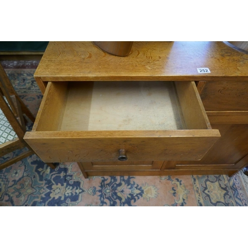 316 - Pre-war Gordon Russell sideboard as seen in the Gordon Russell museum - Approx size: W: 107cm D: 50c... 