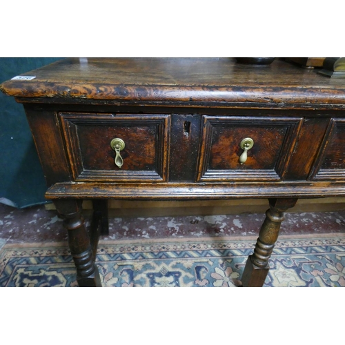 326 - Early oak dresser base - Approx size: W: 192cm D: 46cm H: 87cm