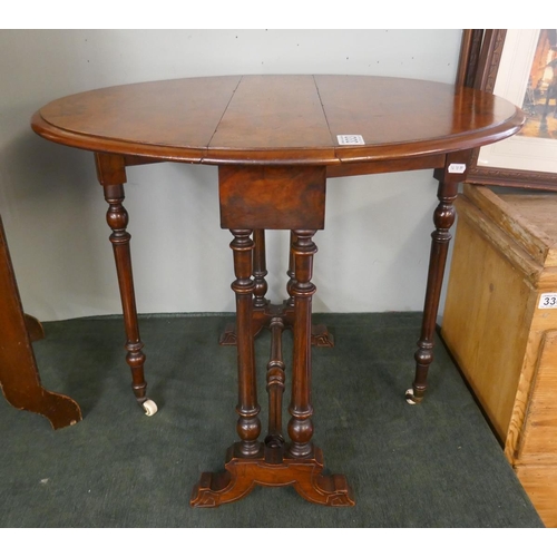 333 - Fine quality small antique burr walnut Sutherland table