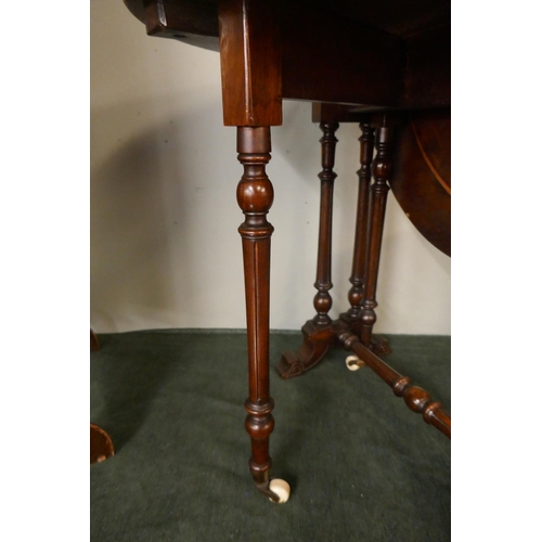 333 - Fine quality small antique burr walnut Sutherland table