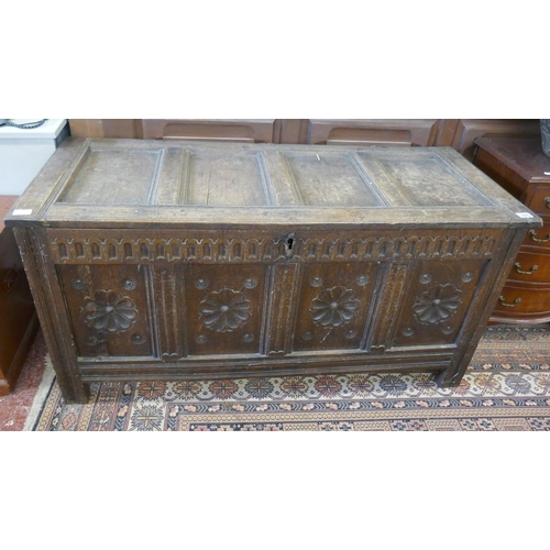 385 - Antique oak coffer - Approx  W: 136cm D: 58cm H: 66cm