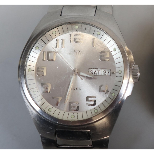 103 - 2 gents watches - Guess & French Pulsar