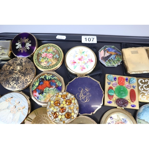 107 - Large collection of compacts