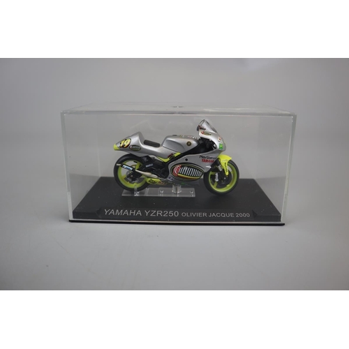 151 - 19 1:24 scale model Yamaha Bikes - No 9