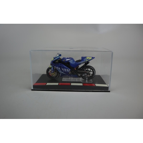 151 - 19 1:24 scale model Yamaha Bikes - No 9