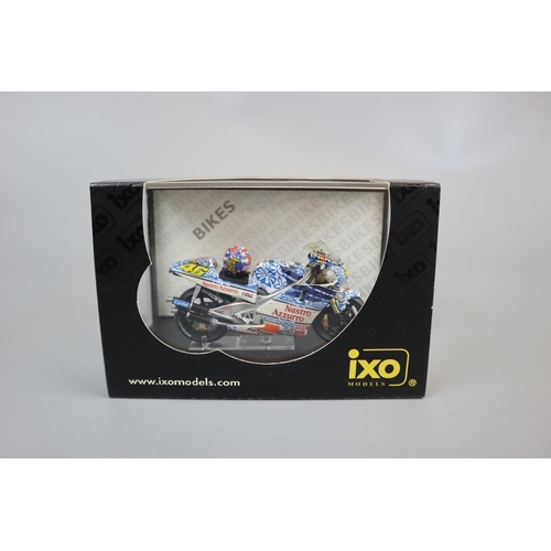 153 - 19 1:24 and 1:18 scale model Valentino Rossi Bikes