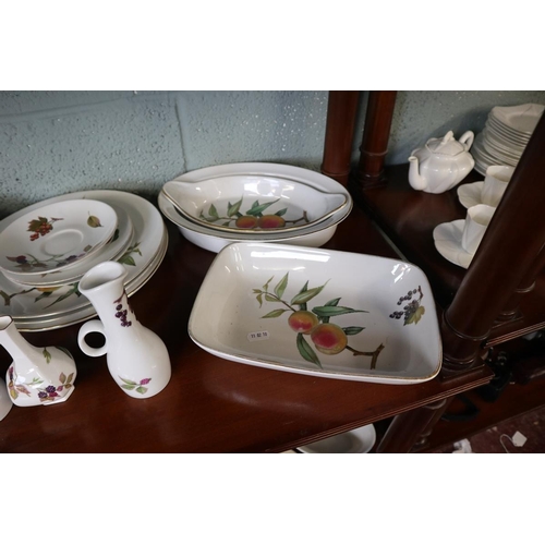 174 - Collection of Royal Worcester Evesham pattern