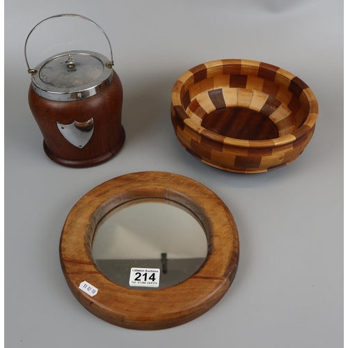 214 - Collection of woodenware