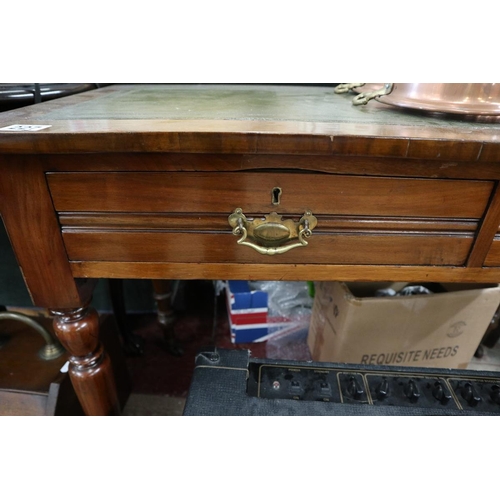 227 - Edwardian mahogany leather top writing desk