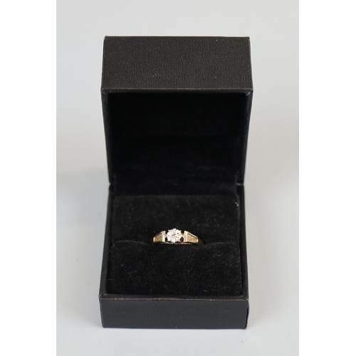 24 - Gold diamond ring (size K)