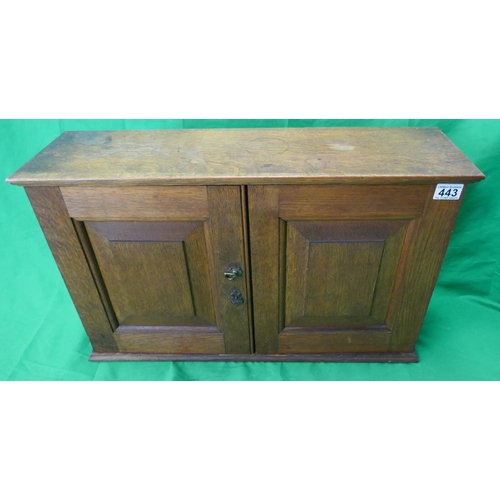 443 - Small oak cabinet