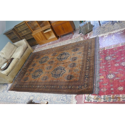 518 - Patterned astern carpet - Approx size: 306cm x 203cm