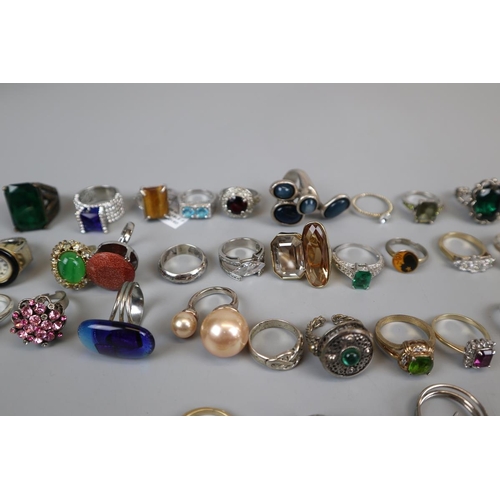 69 - Large collection of costume rings