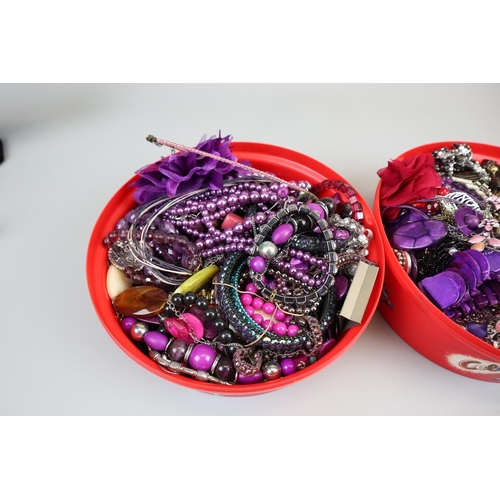 78 - Large quantity of costume jewellery