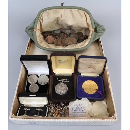 90 - Collectables to include coins, medals, cufflinks etc