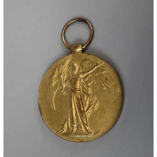 94 - Great War Medal - 1914 to 1918 & Gold memory Brooch, in memory of Private Herbert Baker