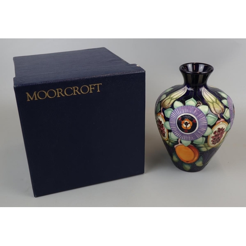 112 - Moorcroft ‘Passions Of Summer’ Vase - L/E 13 of 50 designed by Emma Bossons - 2009 - H: 18.5cm