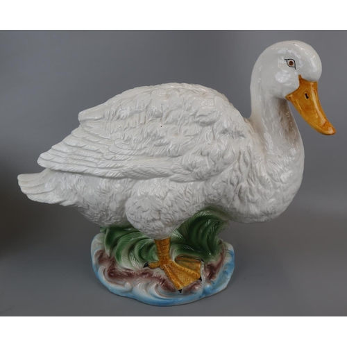147 - Large ceramic goose - Approx. H: 34cm