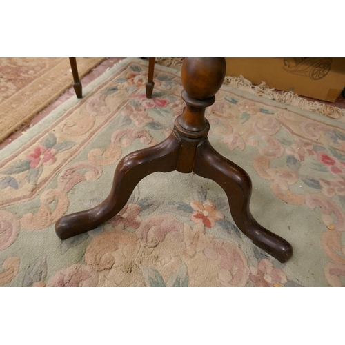 185 - Inlaid mahogany wine table