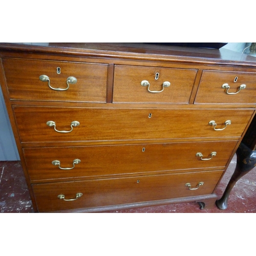 232 - Antique mahogany chest of drawers - Approx. W: 111cm D: 53cm H:94cm