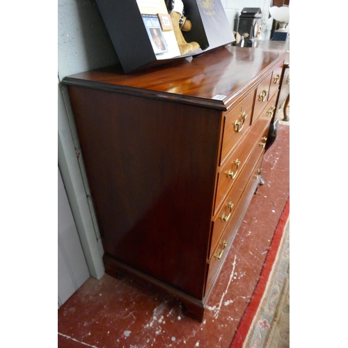 232 - Antique mahogany chest of drawers - Approx. W: 111cm D: 53cm H:94cm