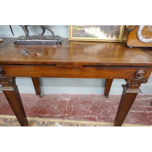 241 - Extending mahogany buffet table