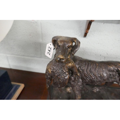 242 - Bronze - Hunting dog with pheasant on marble base