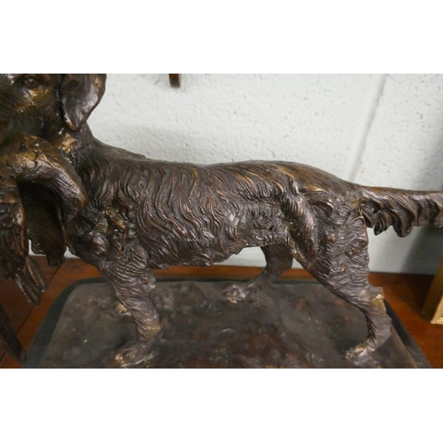 242 - Bronze - Hunting dog with pheasant on marble base