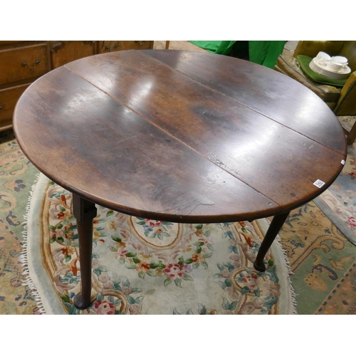 250 - Georgian padfoot drop leaf table