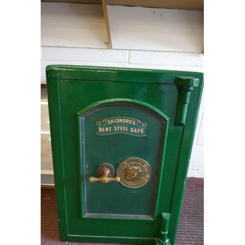 265 - Victorian Skidmore's Bent Steel Safe in good order with key