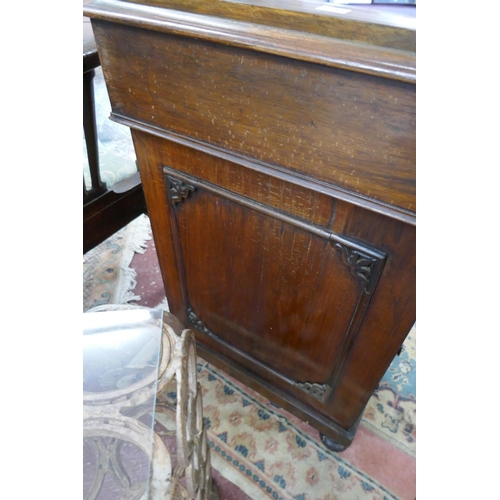 277 - Victorian rosewood davenport