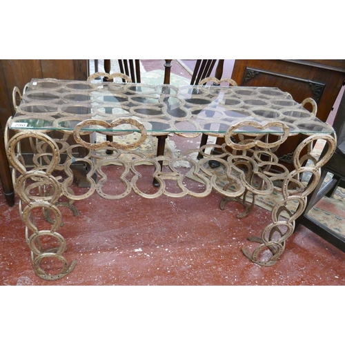 290 - Unusual horse shoe console table - Approx. W: 102cm D: 43cm H:66cm