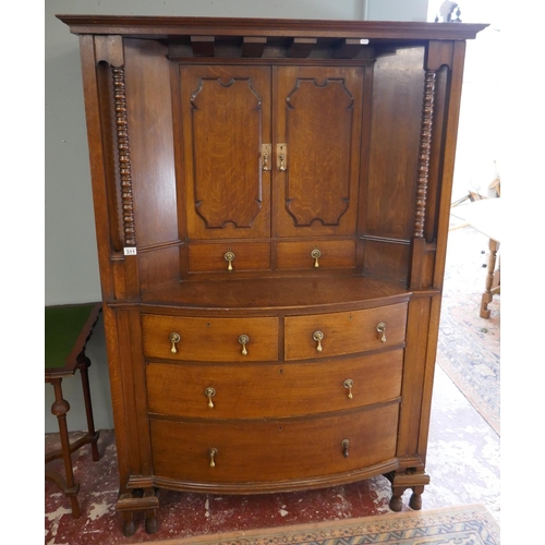 311 - Unusual fine quality Arts & Crafts oak cabinet - Approx. W: 120cm D: 62cm H: 186cm