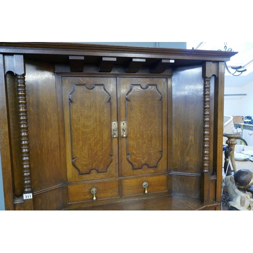 311 - Unusual fine quality Arts & Crafts oak cabinet - Approx. W: 120cm D: 62cm H: 186cm