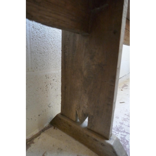 315 - Antique rustic bench - Approx. L: 268cm