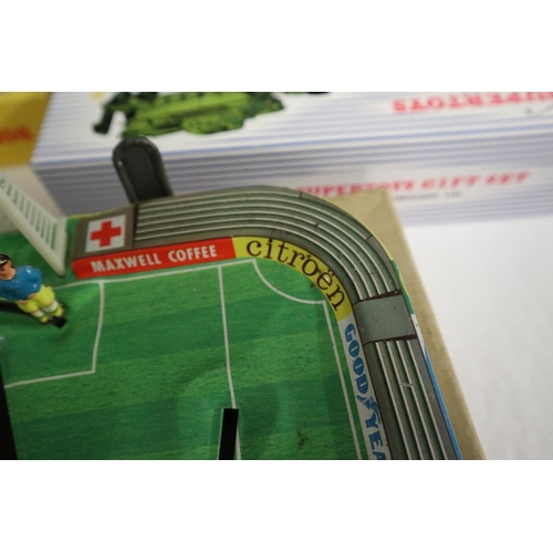 77 - Europa cup boxed vintage game