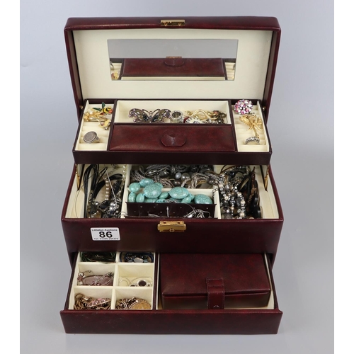 86 - Jewellery box and contents